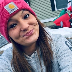 Meet your Posher, Ashley